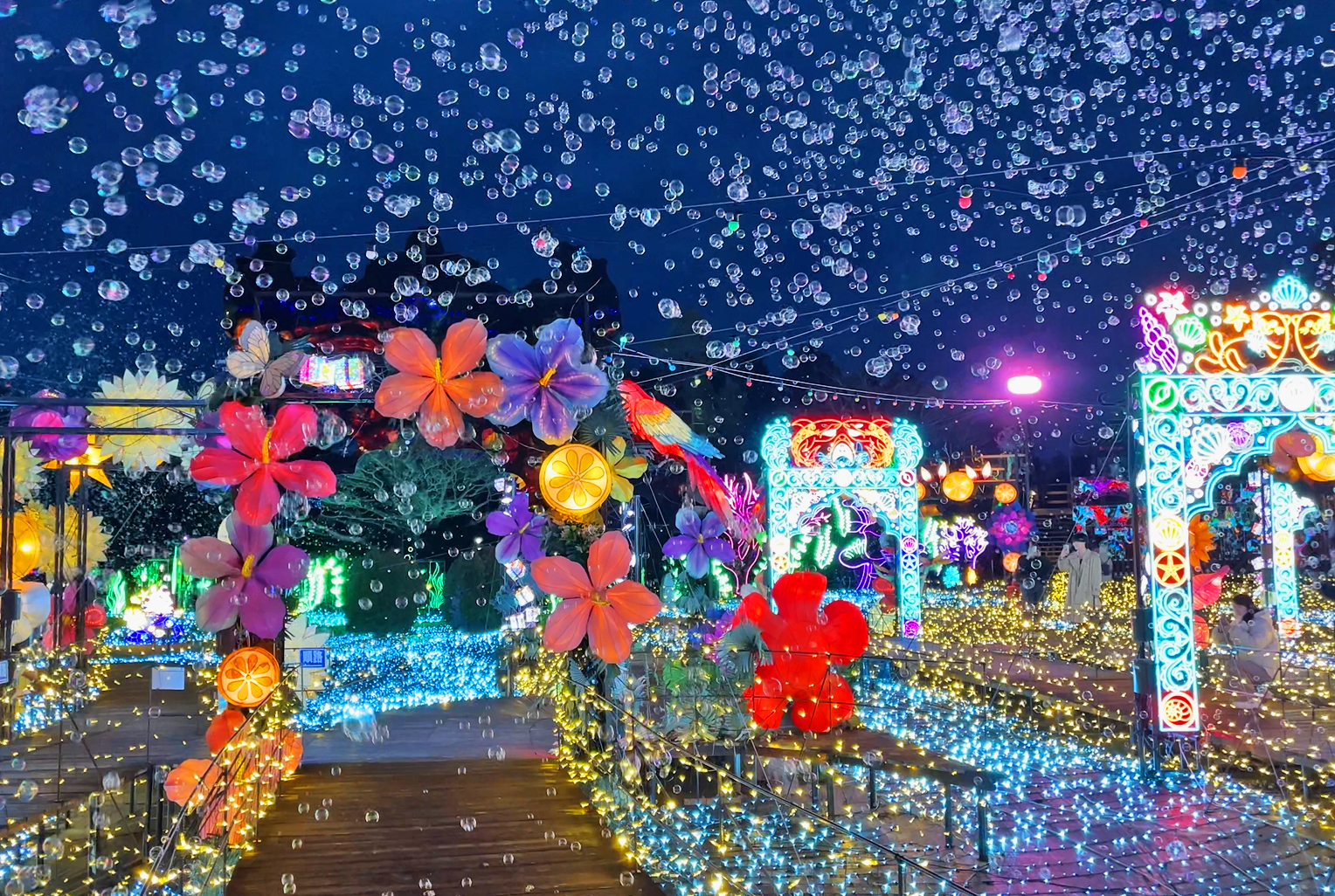 2025年11月7日（金）スタート！！ 日本初！体験型イルミネーション